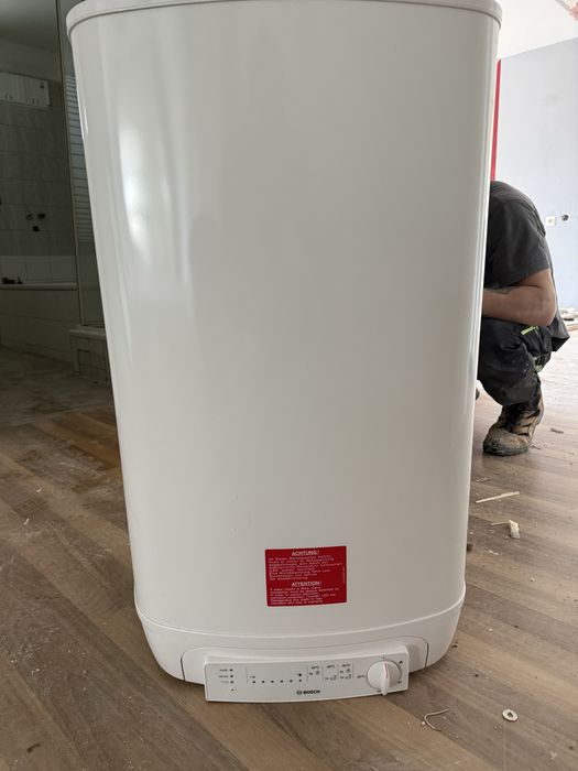 Zbiornik ścienny bojler BOSCH Tronic 5500T 80l praktycznie nowy !