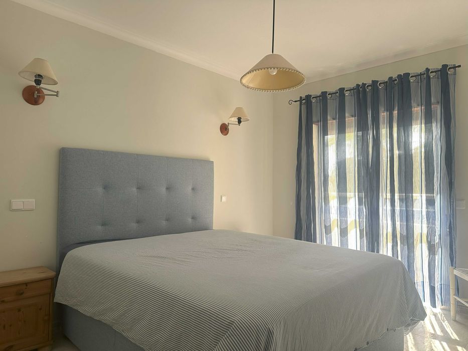 Arrenda-se T1 mobilado para residência