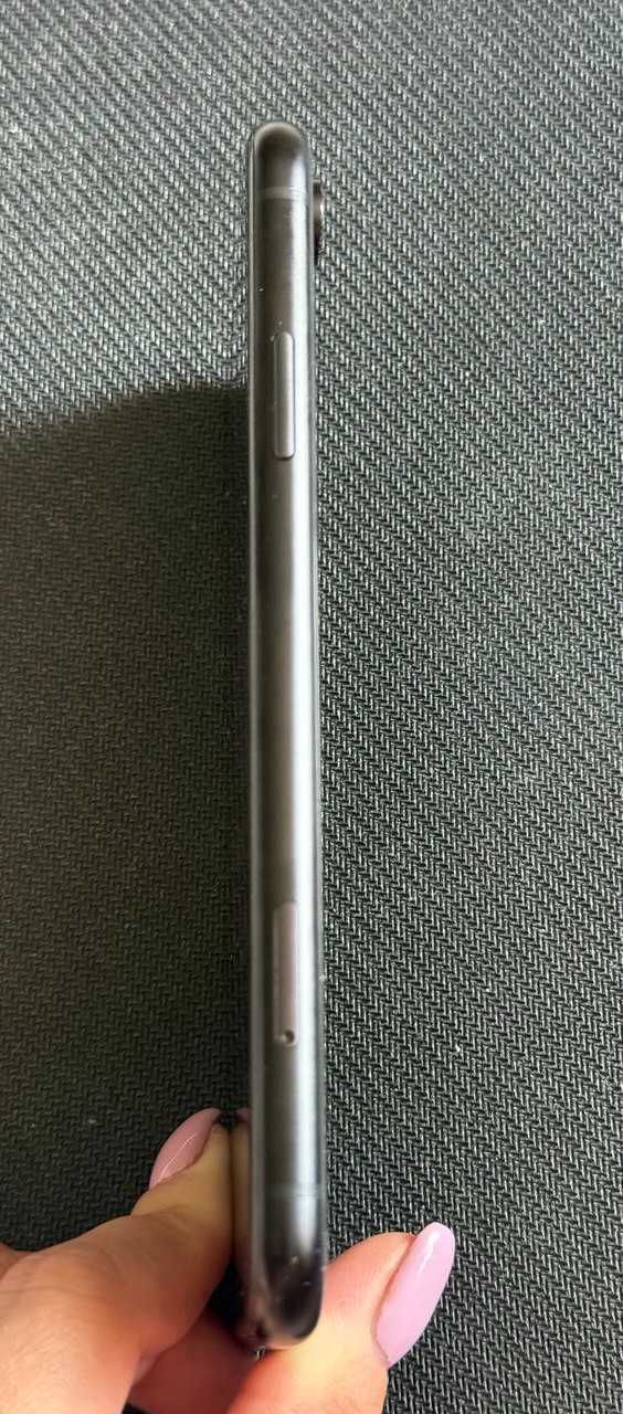 iPhone XR 64GB (Black)