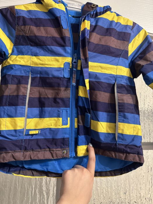 Dziecięca kurtka zimowa w paski