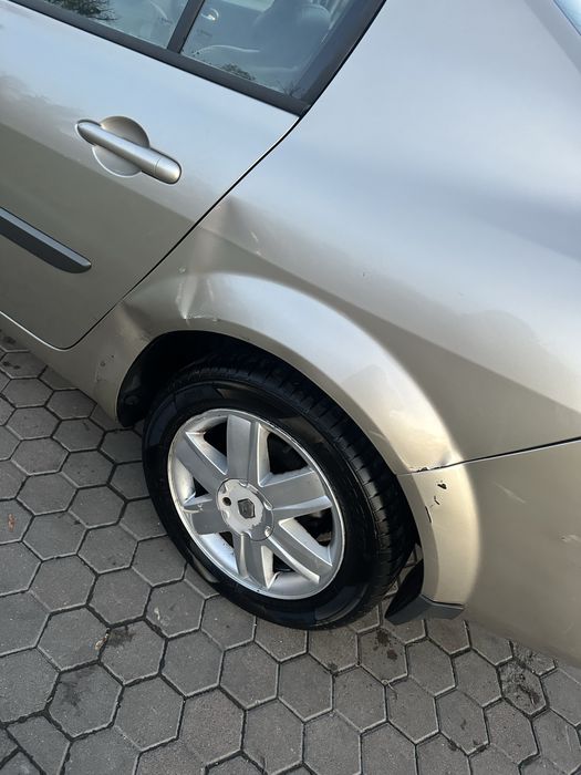 Продаж Рено Меган