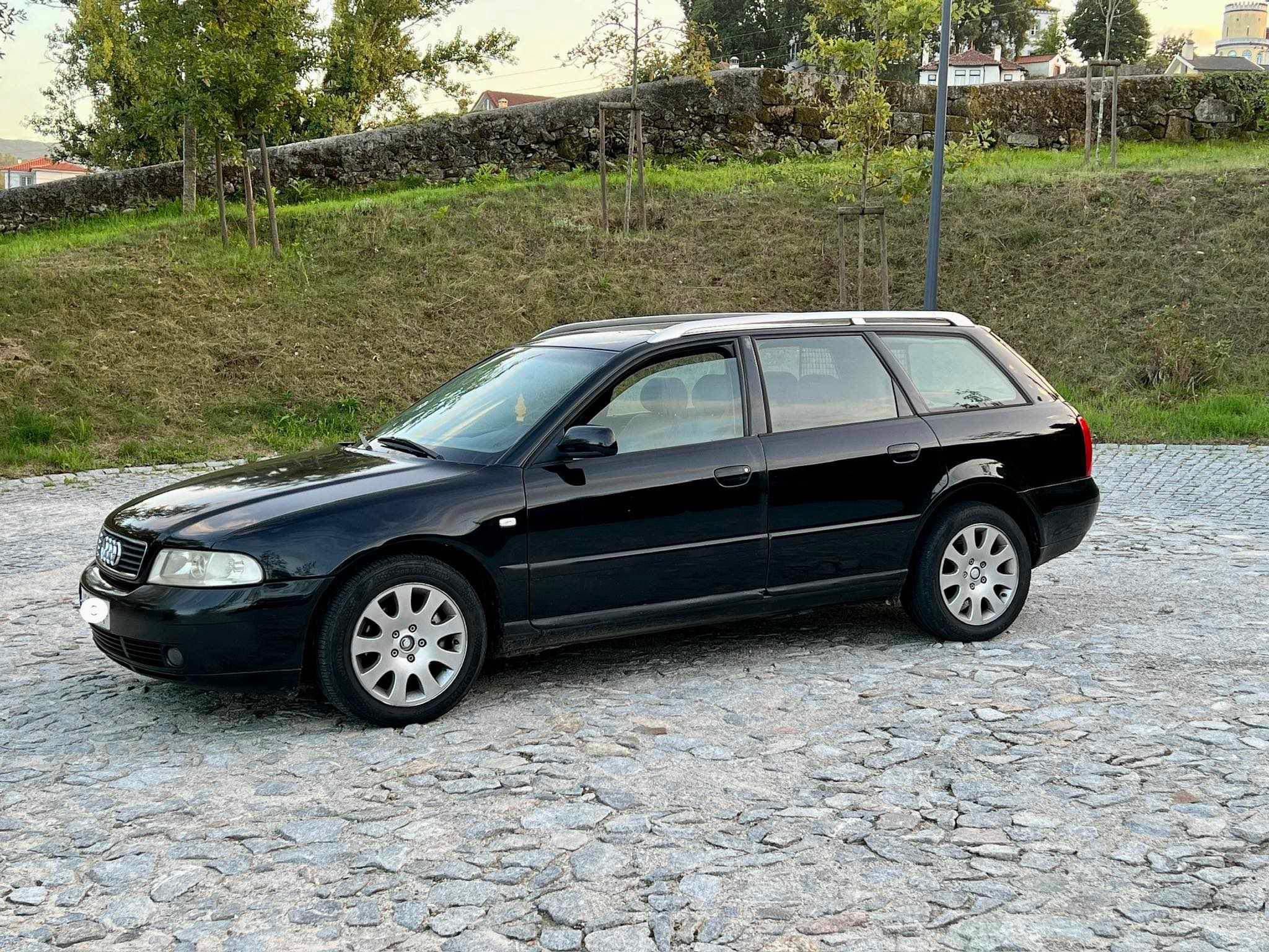 Carrinha Audi A4 avant