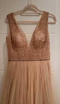 Sukienka tiulowa, zdobiona, na grube ramiączka z perełkami.Złota Złota