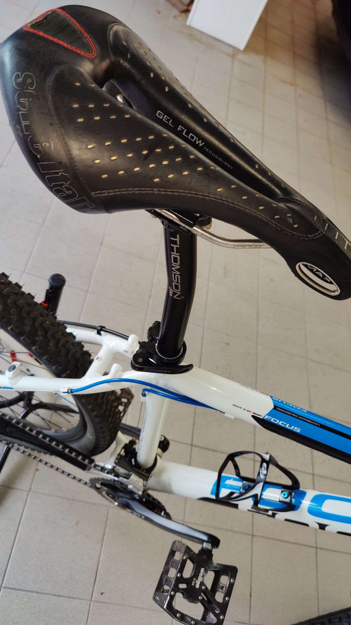 Bicicleta Focus whistler com upgrades