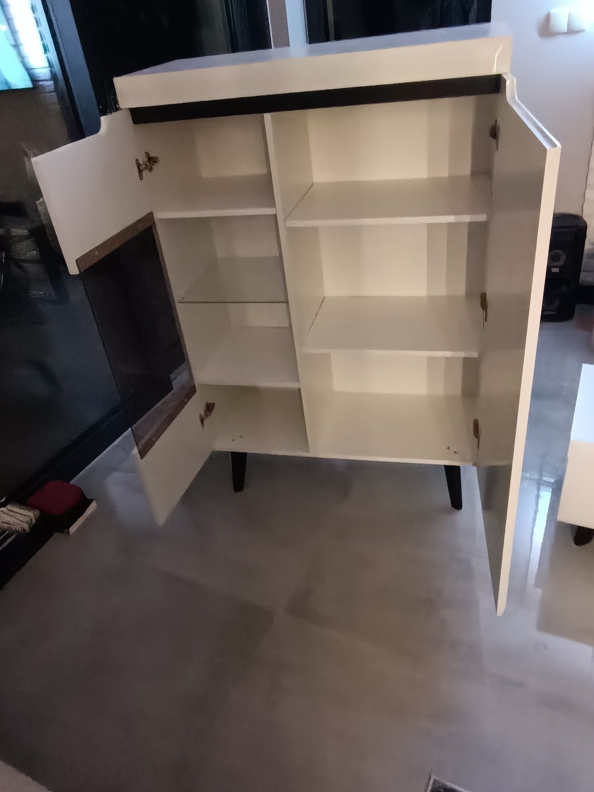 Witryna i szafka RTV
