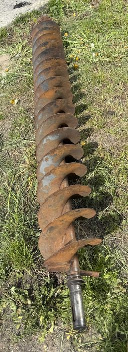 Ślimak dolny elewatora zbożowego New Holland CX 6.80 inne