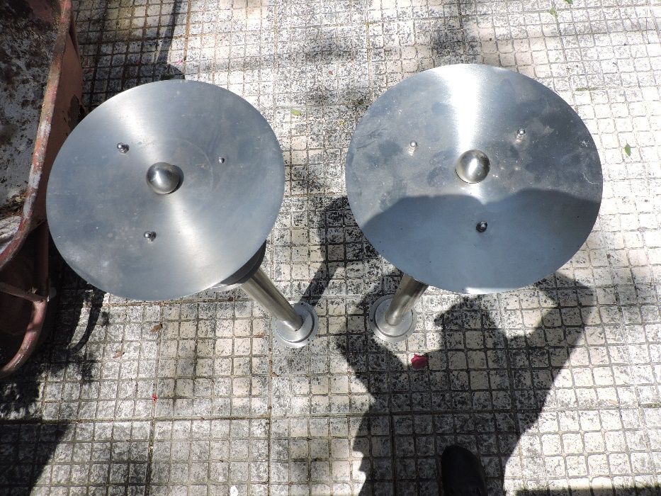 2 Lâmpadas inox para jardim