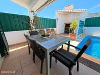 Moradia de 2 Pisos com Piscina, Próxima às Praias de Sesimbra, Alde...