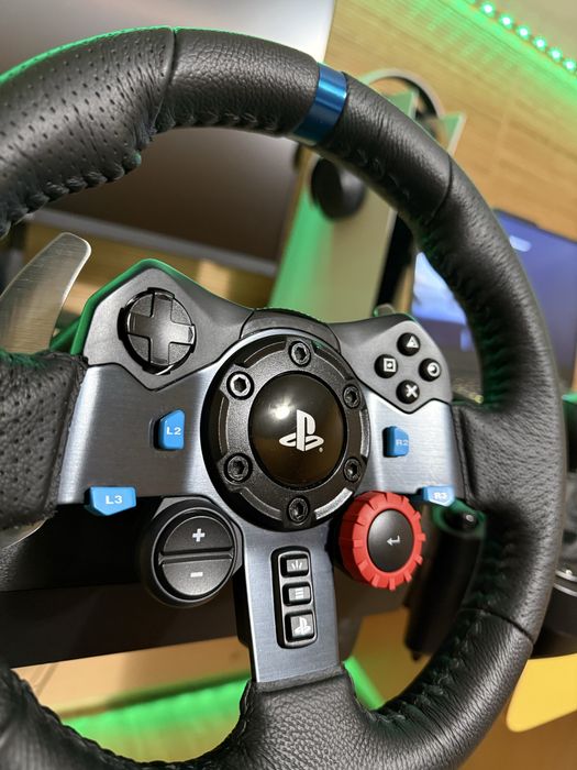 Комплект 3 в 1 Руль и педали Logitech G29