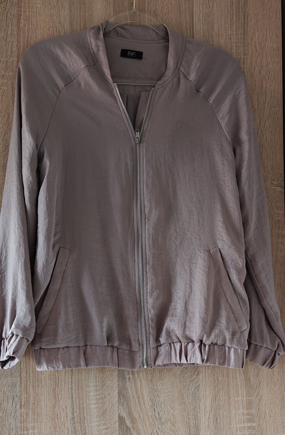 Bluza damska na zamek