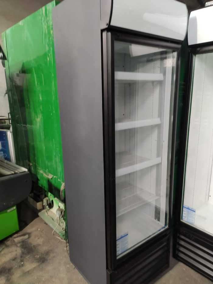 Топ продаж! Об'ємна Холодильна шафа вітрина UBC Medium на 605л