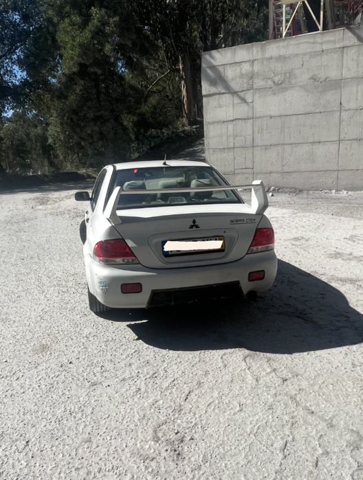 Mitsubishi Lancer 2004
