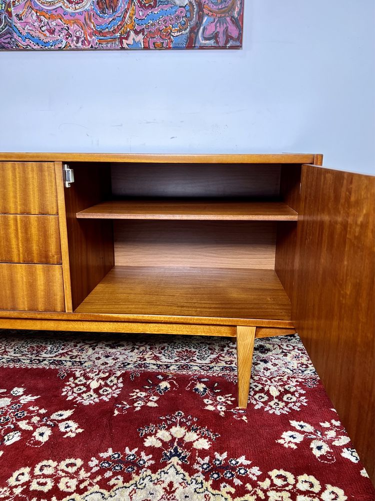 Komoda violetta 1 projekt HaŁas Leśniewski mat lata 50. vintage