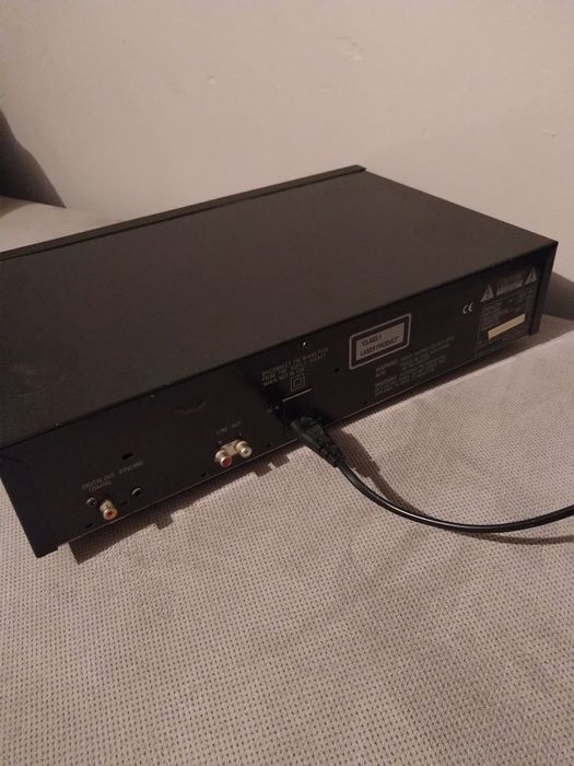 Odtwarzacz CD denon DCD-725