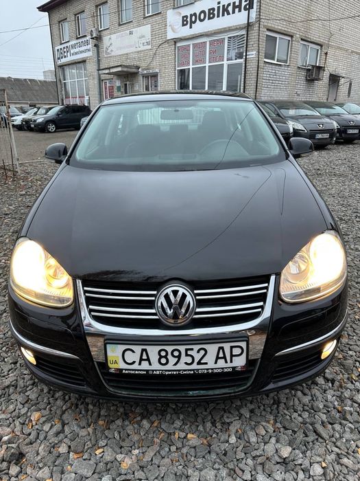 Продам Volkswagen Jetta