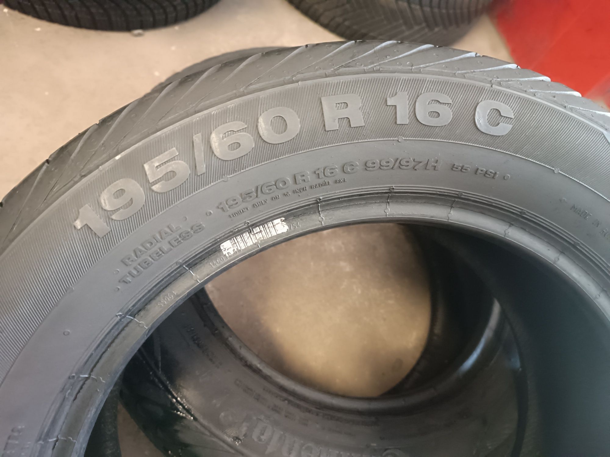 Sprzedam bardzo ładne Opony Continental 195/60 r16C