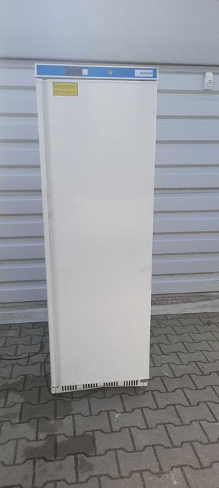 Szafa mroźnicza 361l wnętrze z ABS biała lakierowana Stalgast 880401