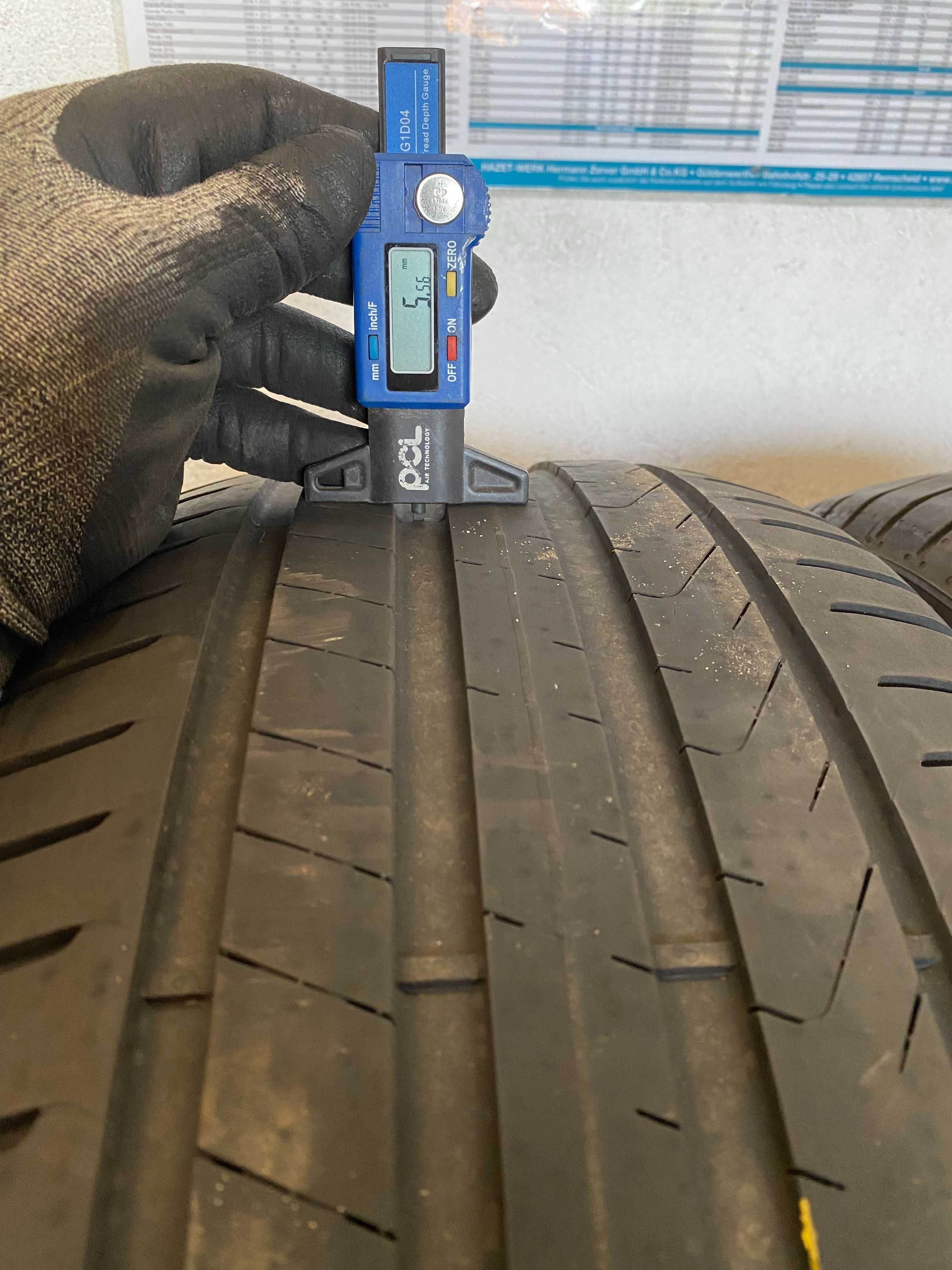 255/45r19 Pirelli Scorpion Seal inside