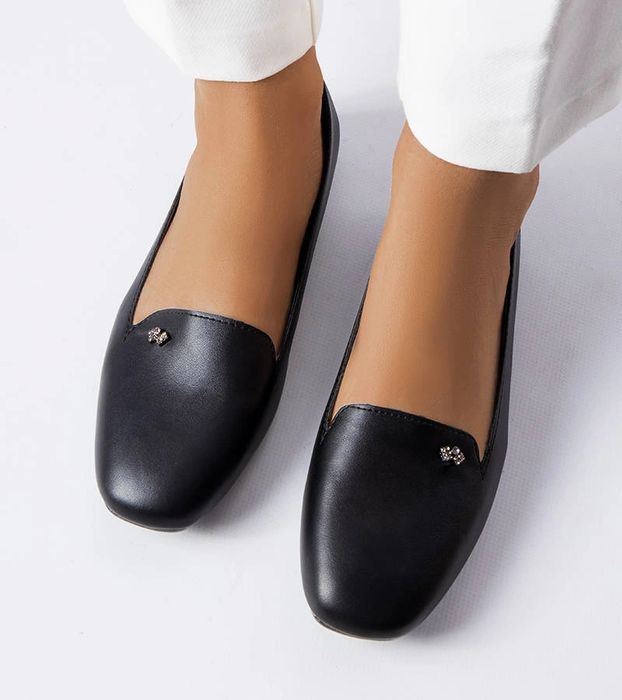 Czarne balerinki z kwadratowym noskiem Noël