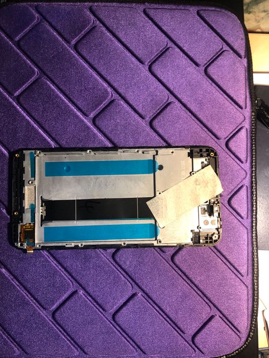 дисплеї  ZTE, Philips, Alcatel