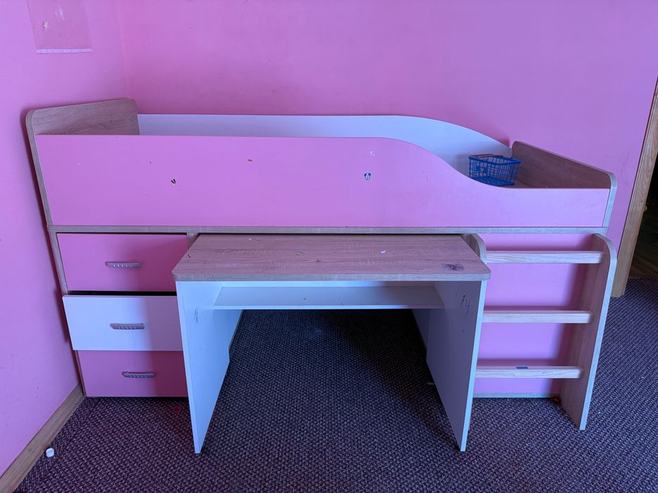 Дитяче ліжко-горище