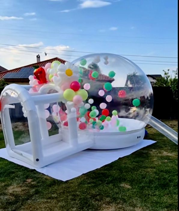 BUBBLE House Jump. Dmuchany Zamek. Biały Miś. Animacje