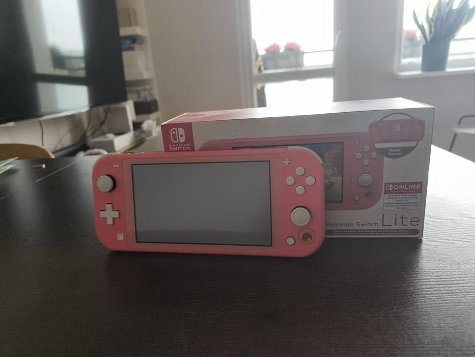 Nintendo switch lite Animal crossing