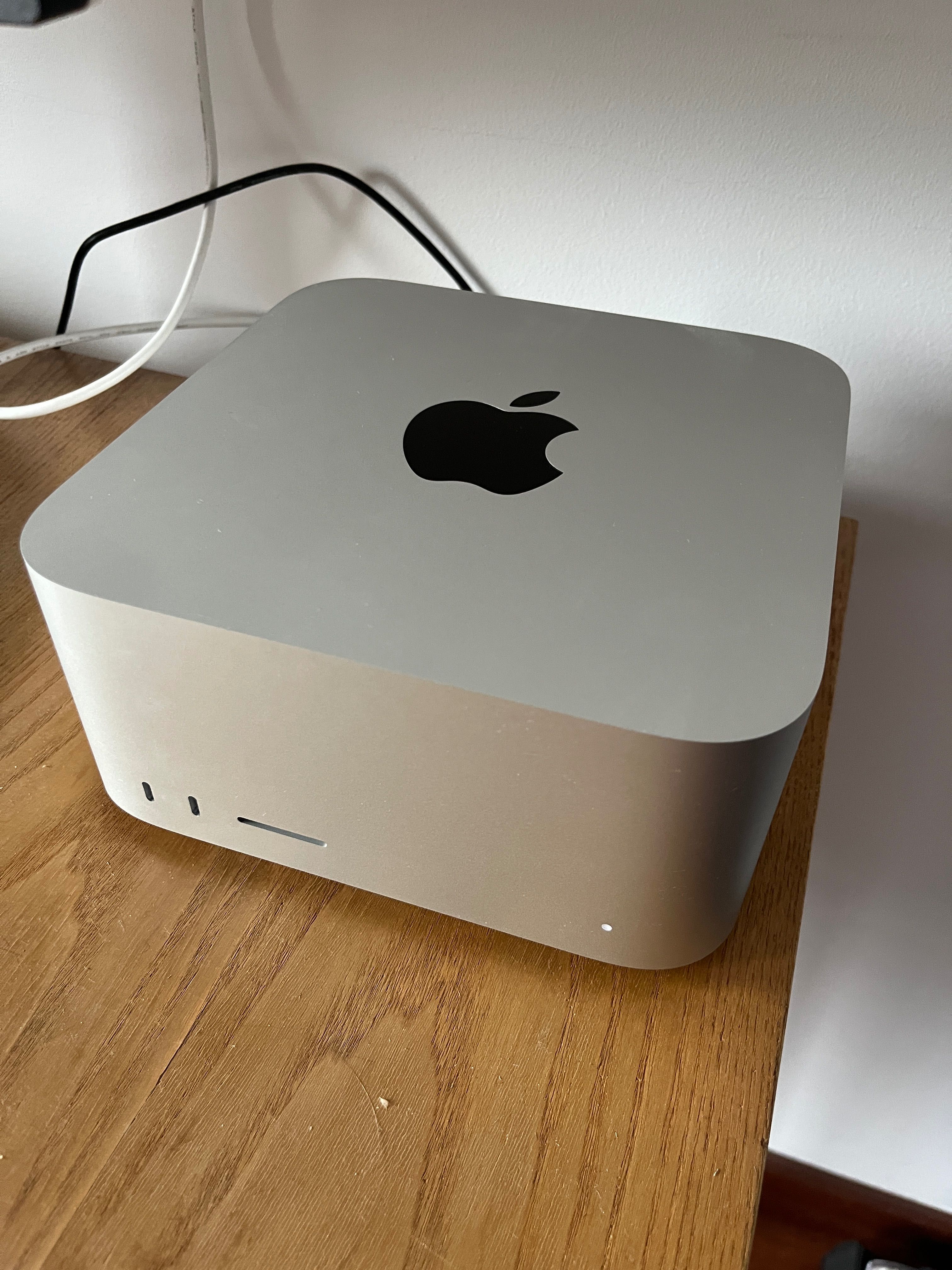 Mac mini studio M2 MAX