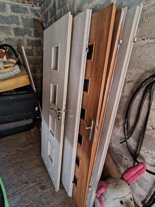 Drzwi wewnętrzne pokojowe 80 3 sztuki