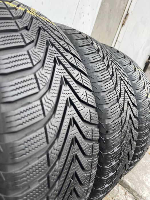 Шини 205/55 r16 Vredestein (підрозділ Bridgestone)