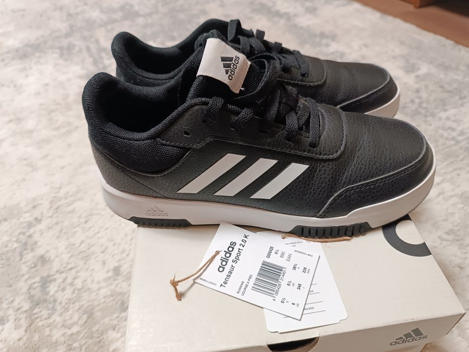 Кросівки Adidas 38 р