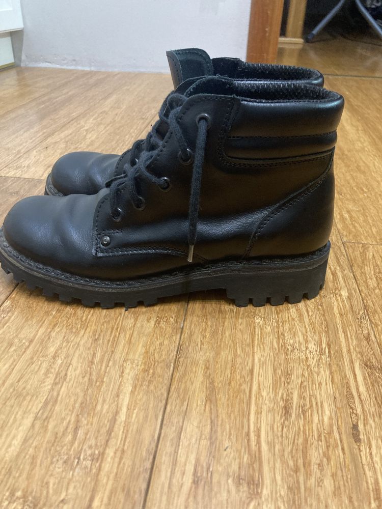Buty harcerskie mundurowe glany