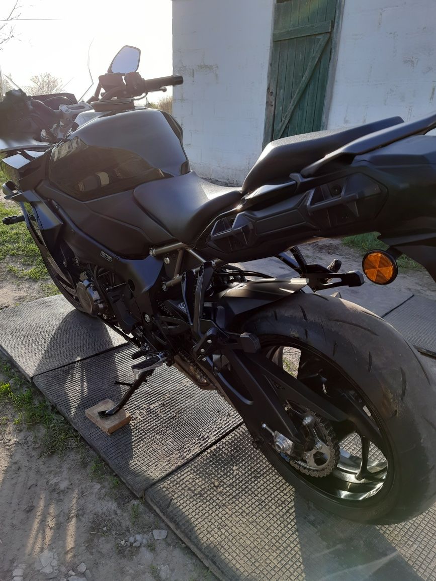 Suzuki gsx s-1000 gt 2023года