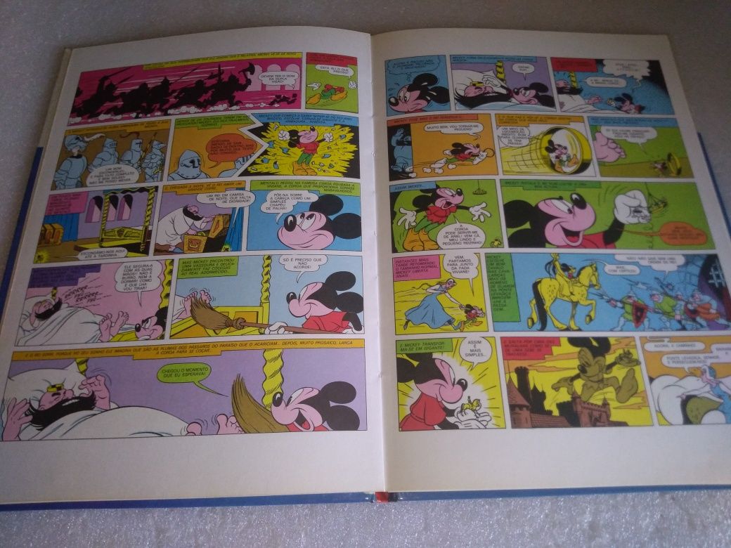 MICKEY WALT DISNEY - Antigo e Raro Livro de 1982