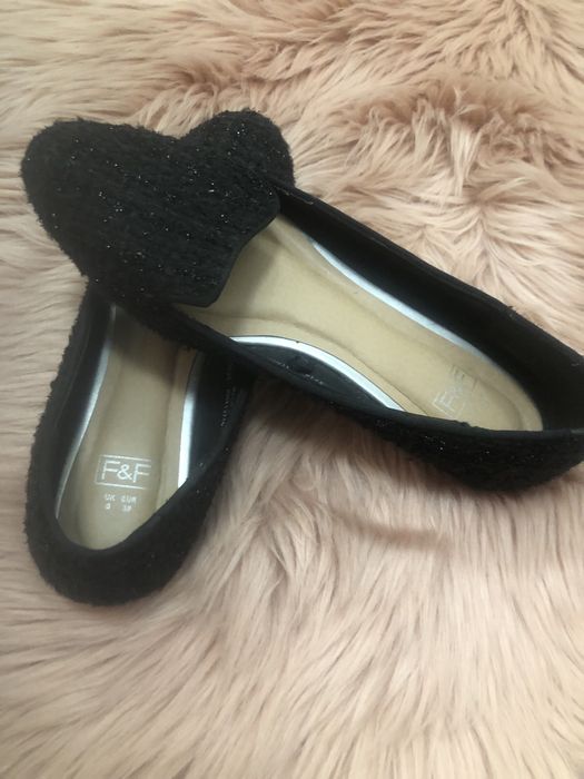 Czarne baleriny F&F