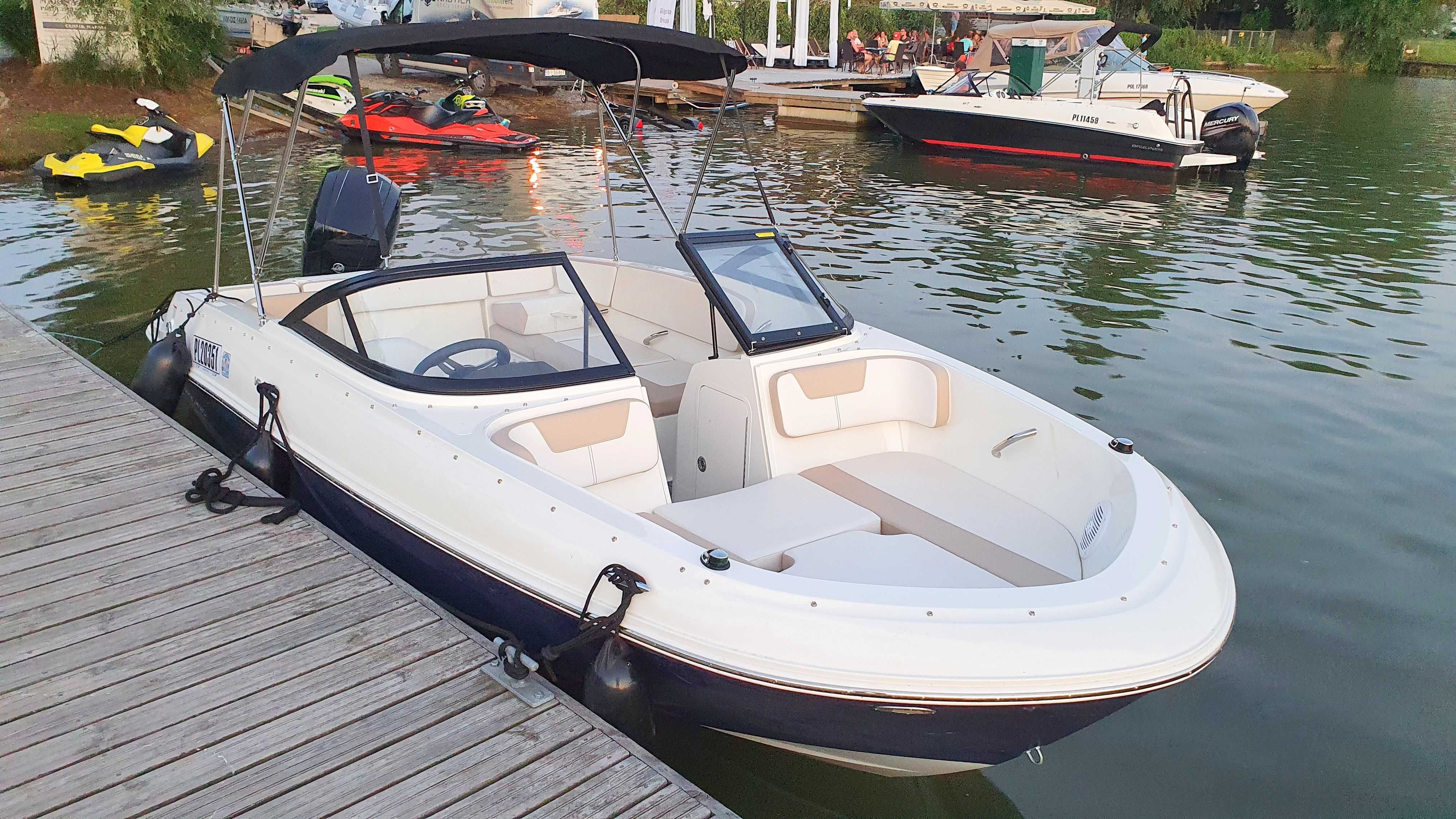 Czarter łodzi Bayliner VR4 150KM