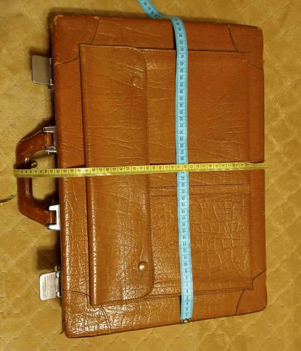 Валіза типу "дипломат". Натуральна шкіра.