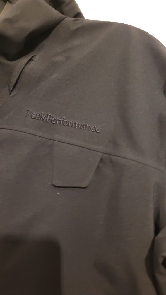 Kurtka Peak Performance