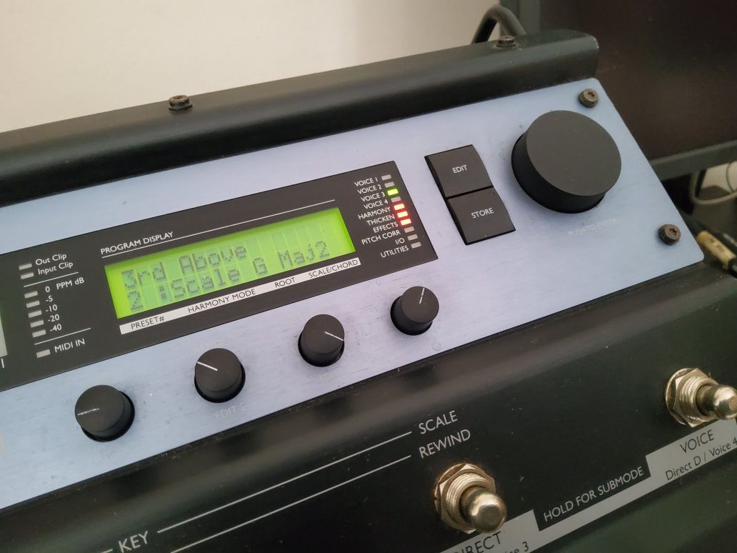 TC Helicon Voice Live