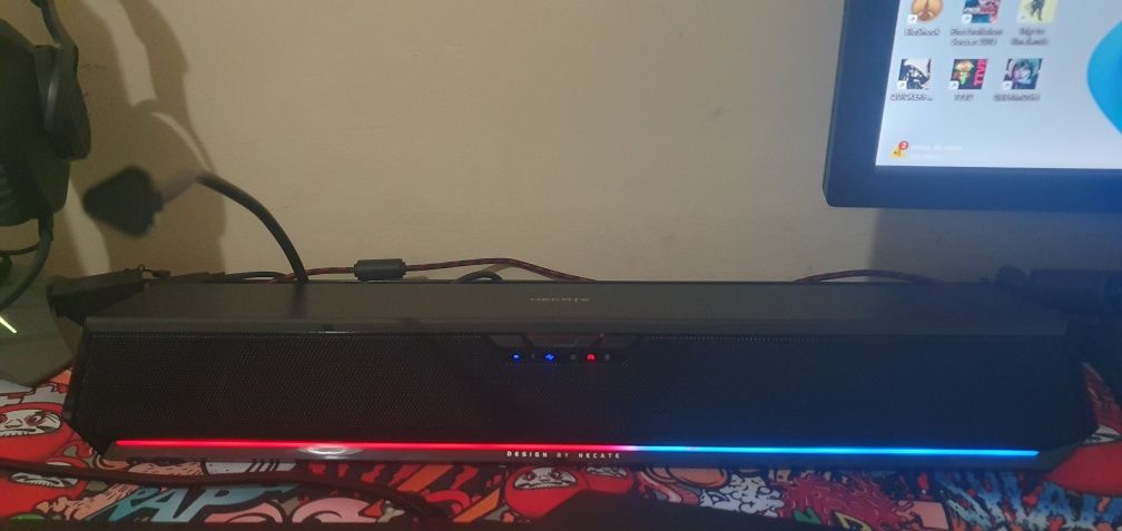 Soundbar gaming marca Hecate G1500 como nova na respectiva caixa