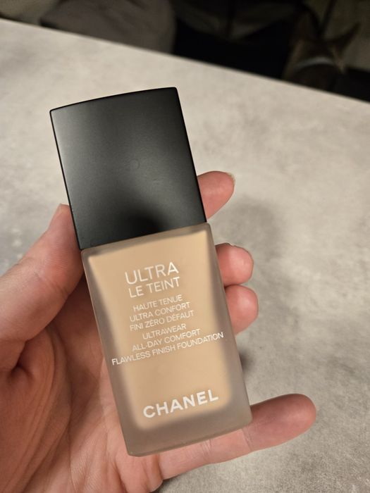 Podkład chanel ultra le teint b10