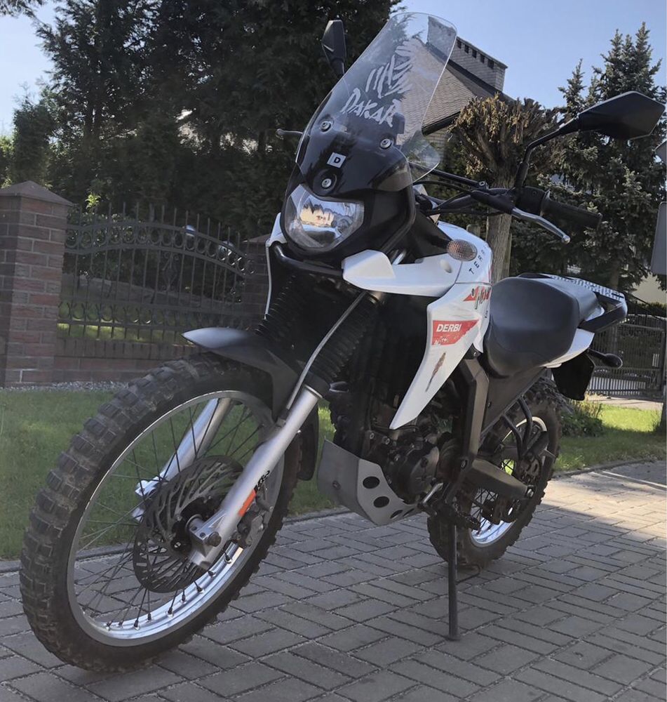 Derbi terra adventure 125 super stan (varadero, tdr,senda)