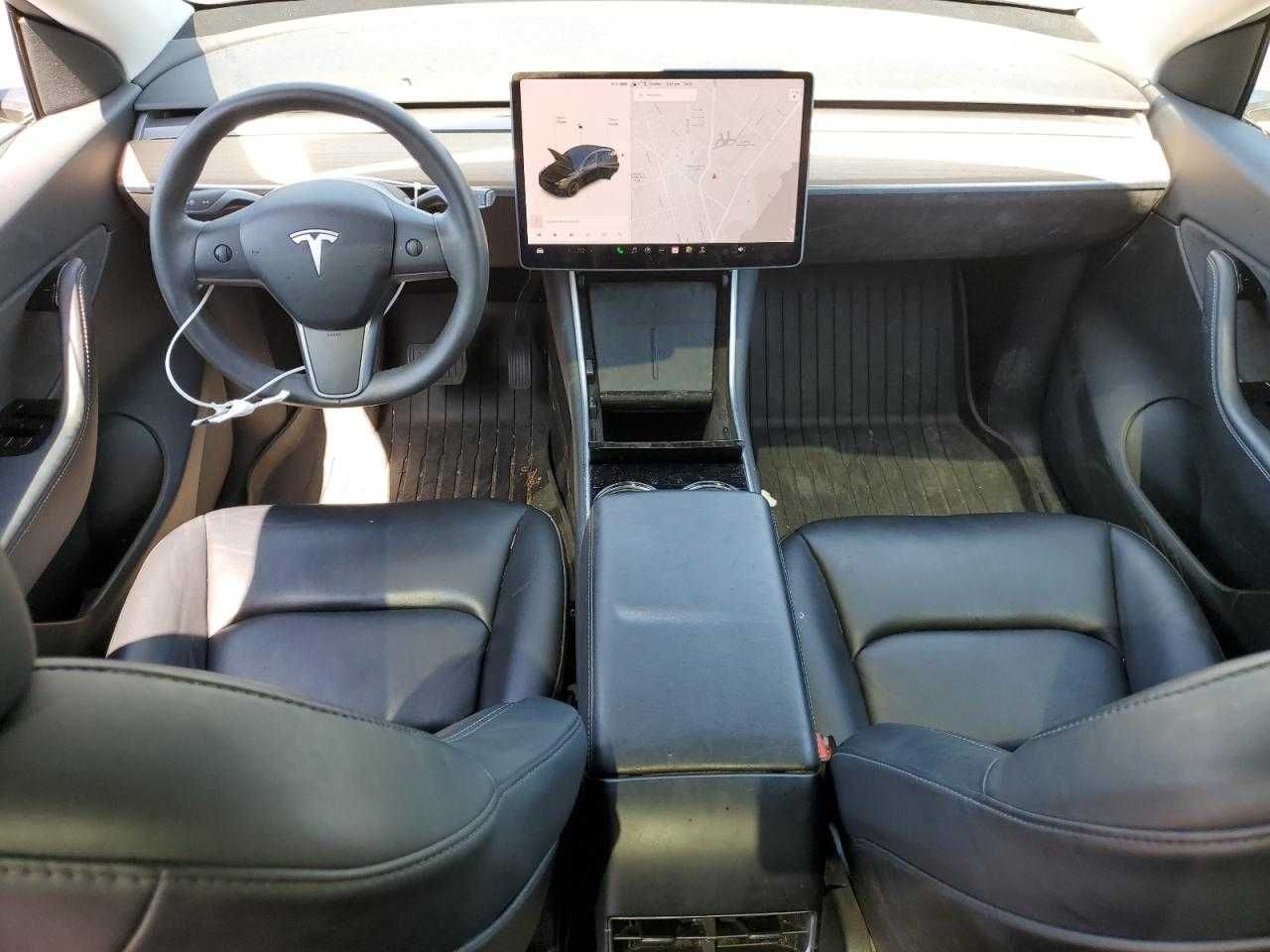Автомобіль 2020 TESLA MODEL Y