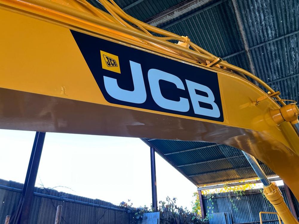 Giratoria JCB Modelo LS200 - A MAIS BARATA E APRESENTAVEL NO OLX