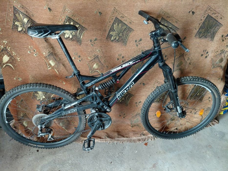 Bicicleta suspensão total
