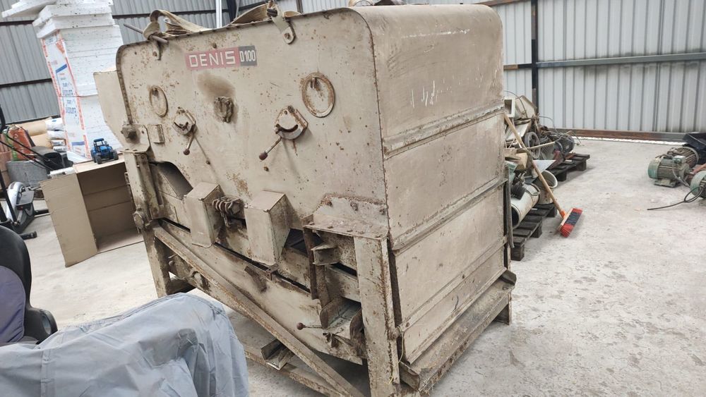 ЗЕРНООЧИСНА МАШИНА separateur denis D200