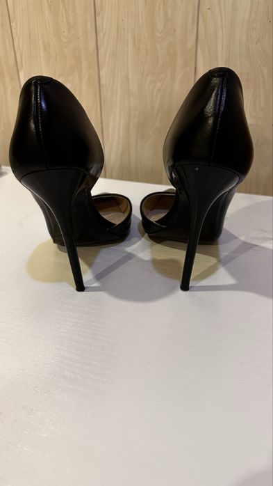 Туфлі, лодочки, підбори Zara