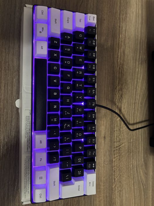 Клавіатура нова