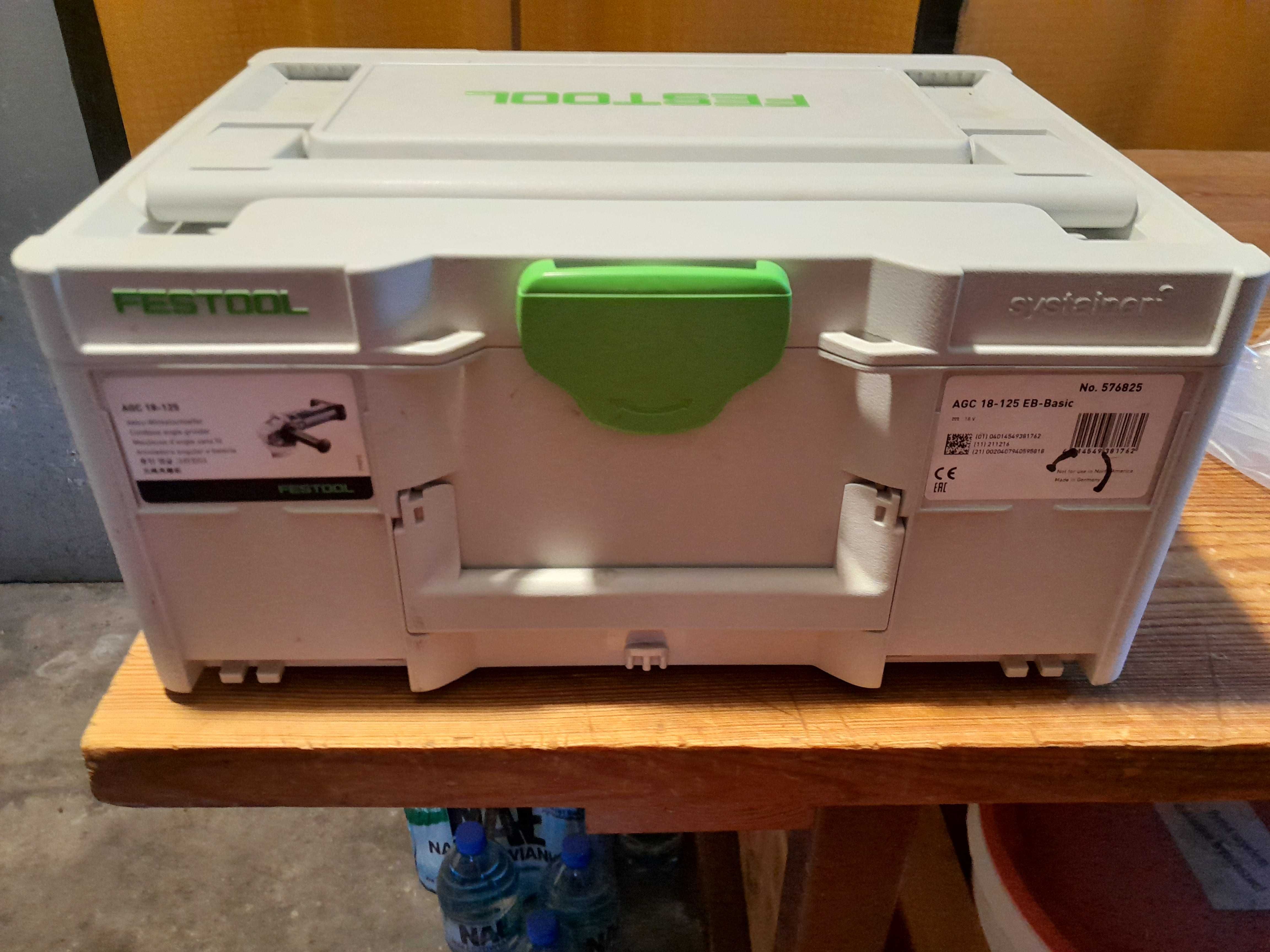Festool systainer z wkładką   do  szlifierki kątowej.