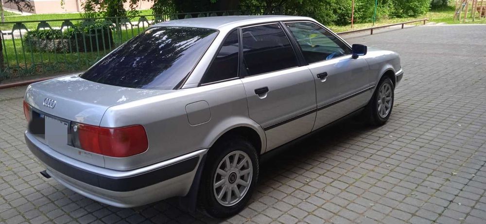 Продам ауді Б4 хороший стан